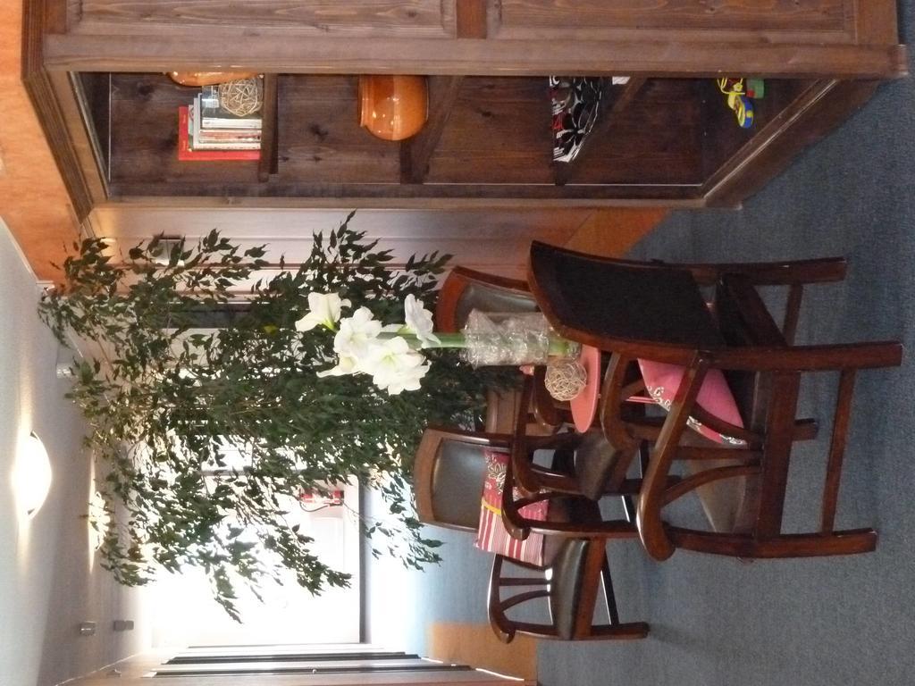 Hotel La Colombiere Cantal Massiac Eksteriør bilde