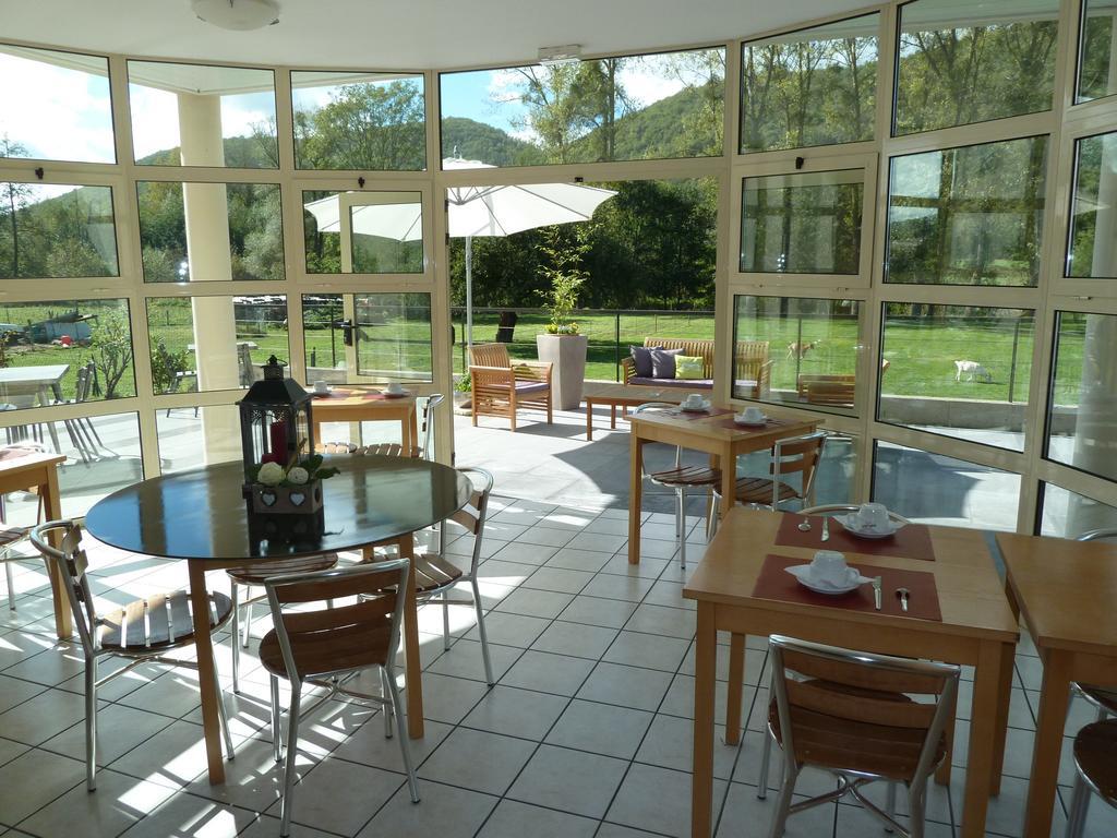 Hotel La Colombiere Cantal Massiac Eksteriør bilde